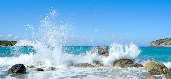 Waves of the sea. Mirabellno Bay