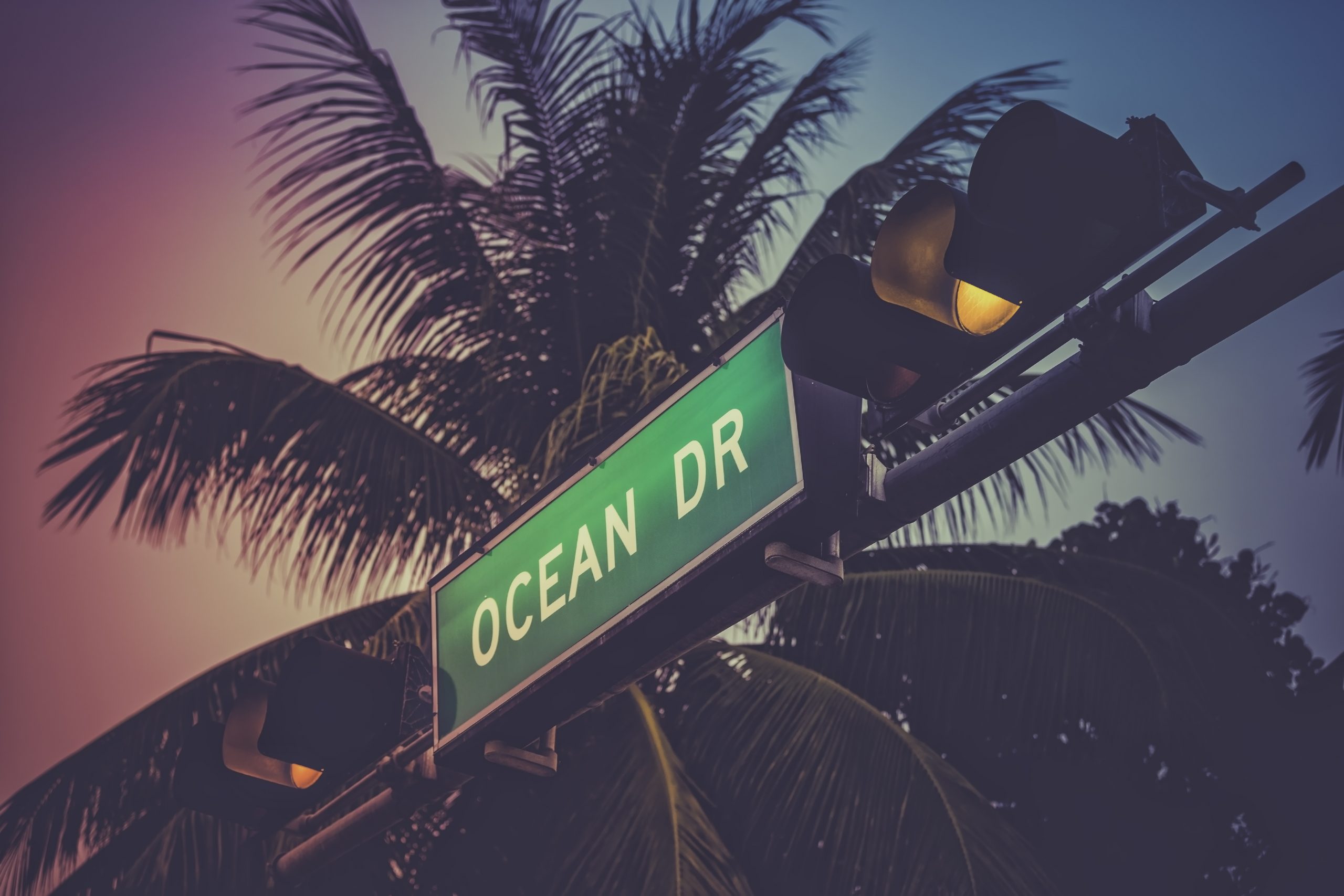 Ocean Drive sign in Miami Beach - Custom Wallpaper Ocean Drive sign in Miami Beach - Custom Wallpaper
